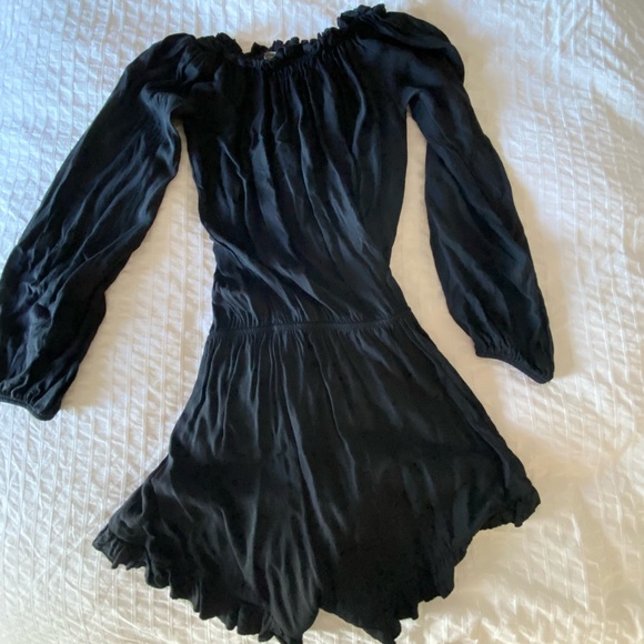 Brandy Melville Romper - Picture 2 of 4